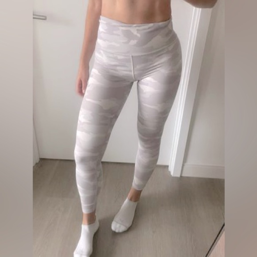 ATHLETA Elation 7/8 Tight Camo Leggings S‎